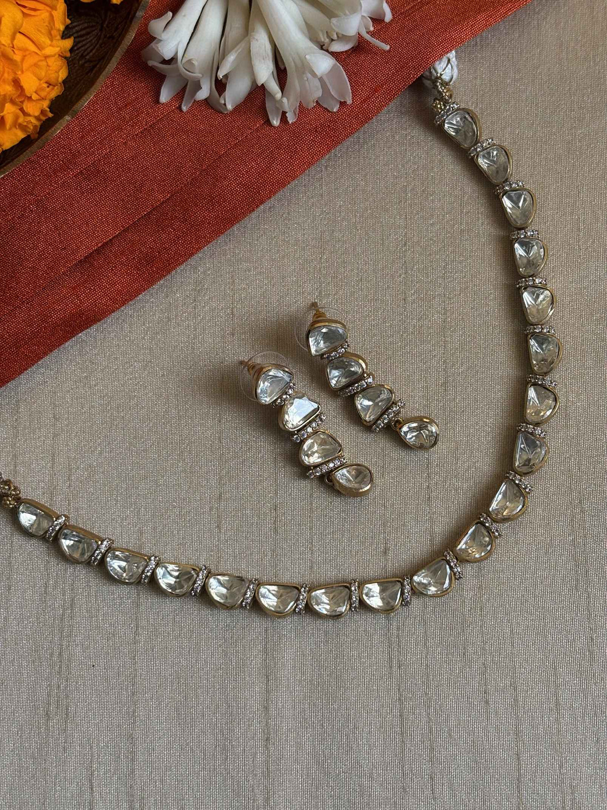Amanat Polki Necklace Set