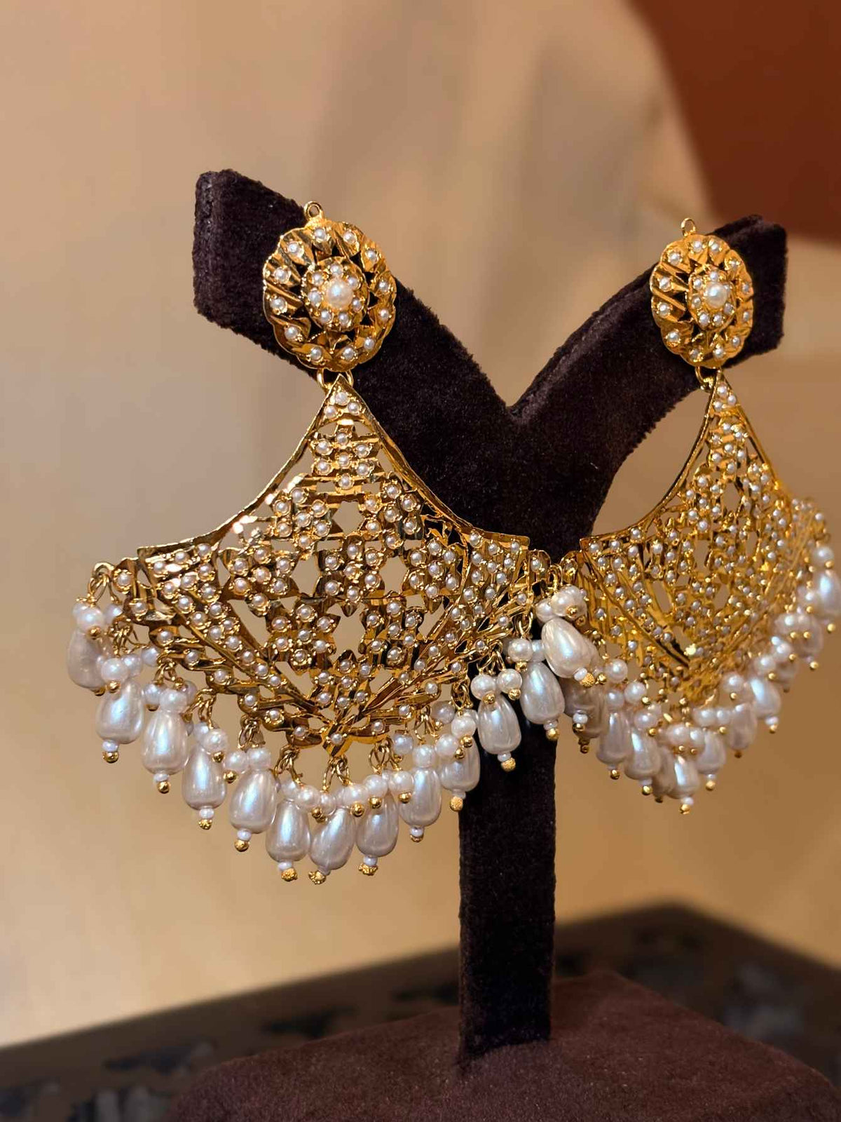 Bebaak Jadau Earrings