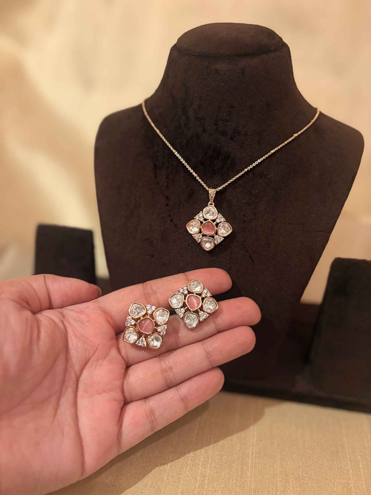 Khaas Polki Pendant Set