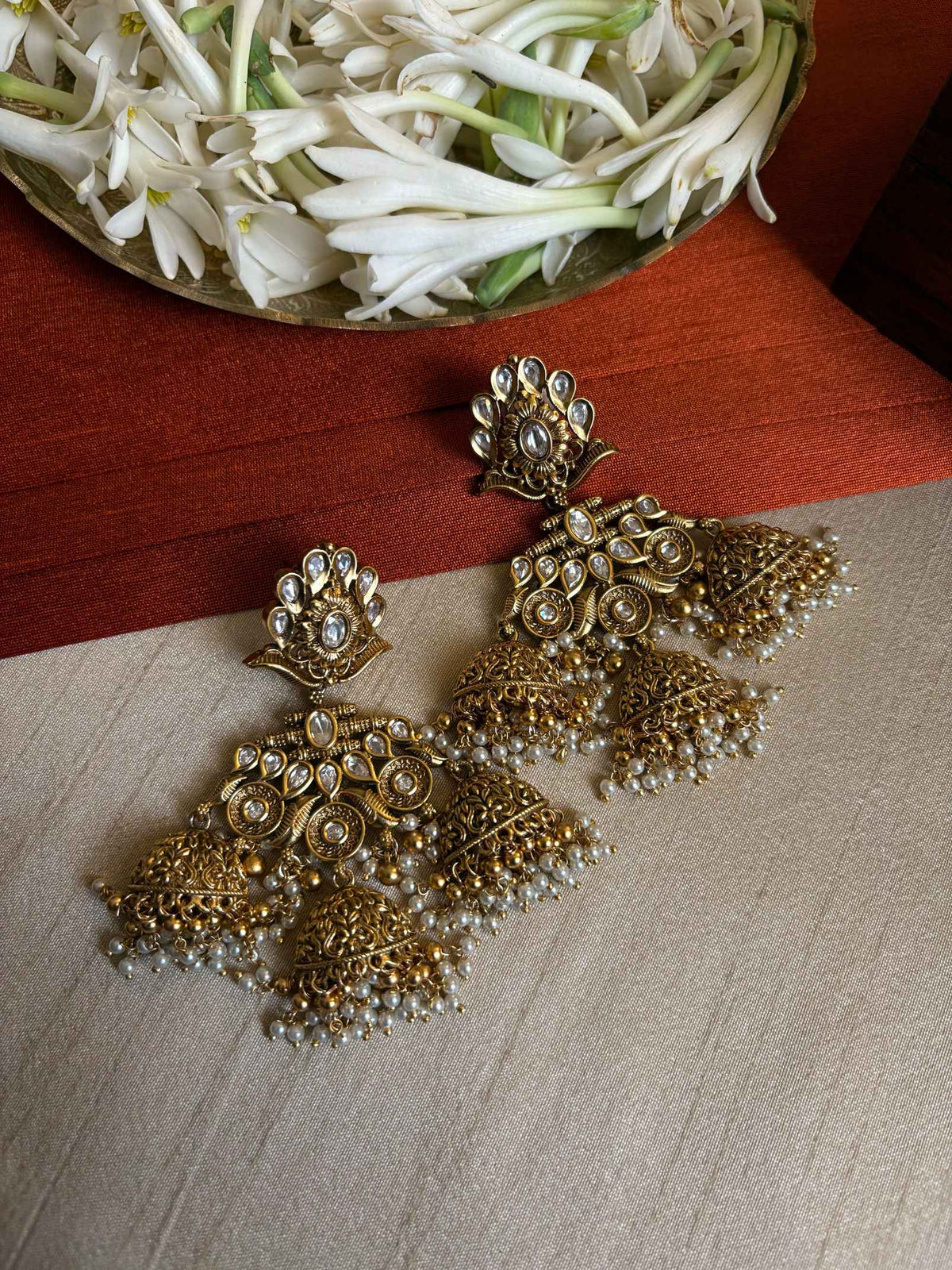 Riwaayat Antique Gold Earrings