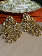 Sajda Antique Gold Earrings