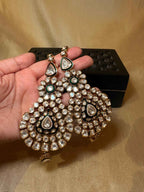 Hasrat Kundan Earrings