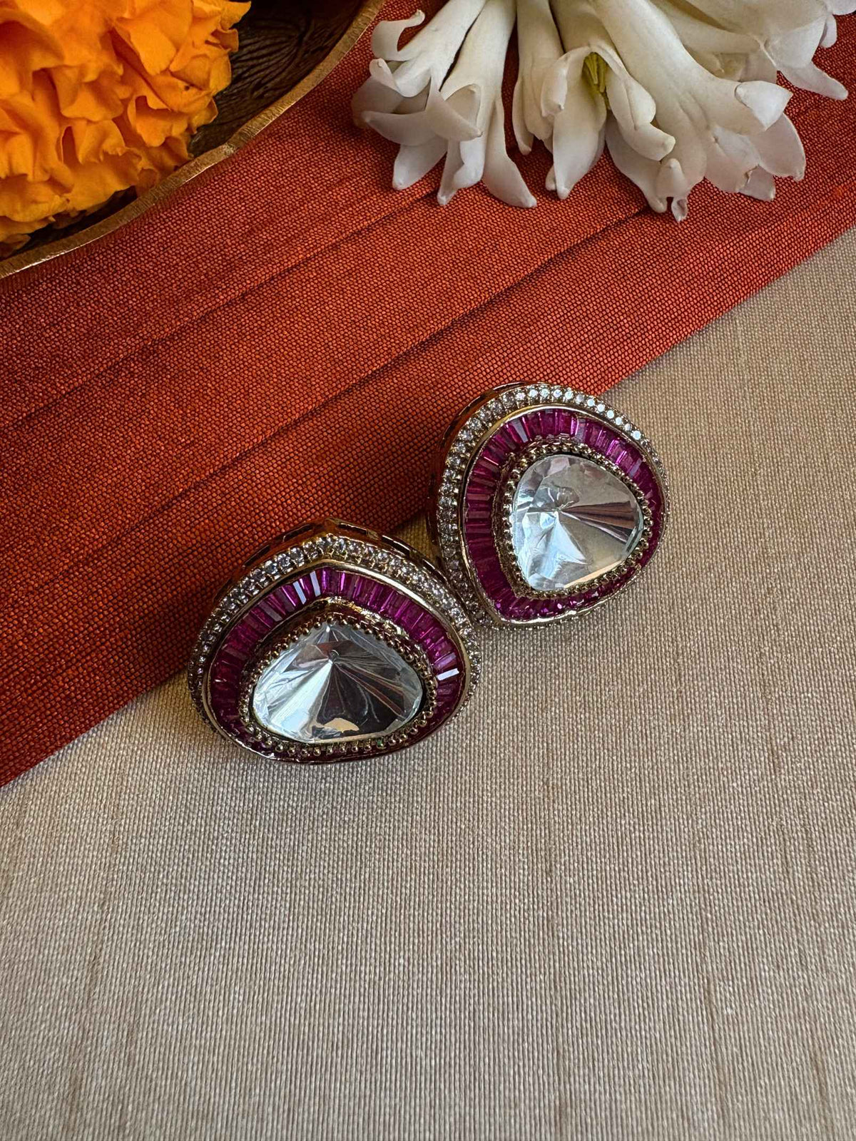 Saaj Moissanite Studs